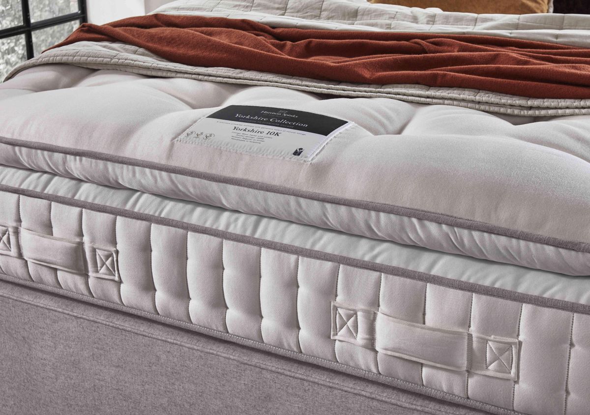 5 reasons you don’t need a pillowtop mattress (and 2 reasons why you