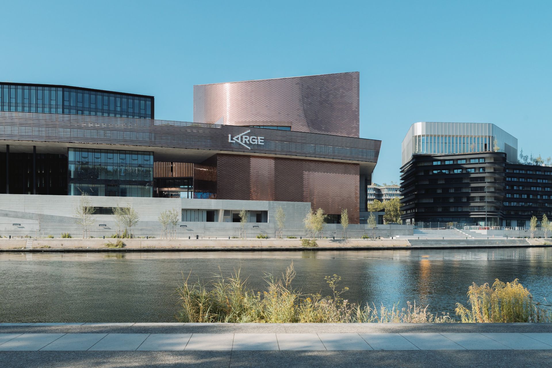 An art centre, Large, is the newest addition to Île Seguin, and its formerly industrial site