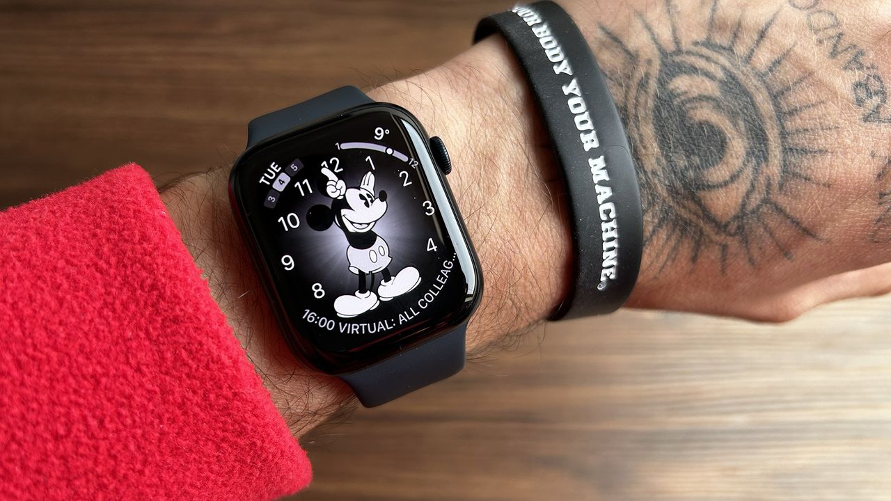 Apple Watch Series 8 review