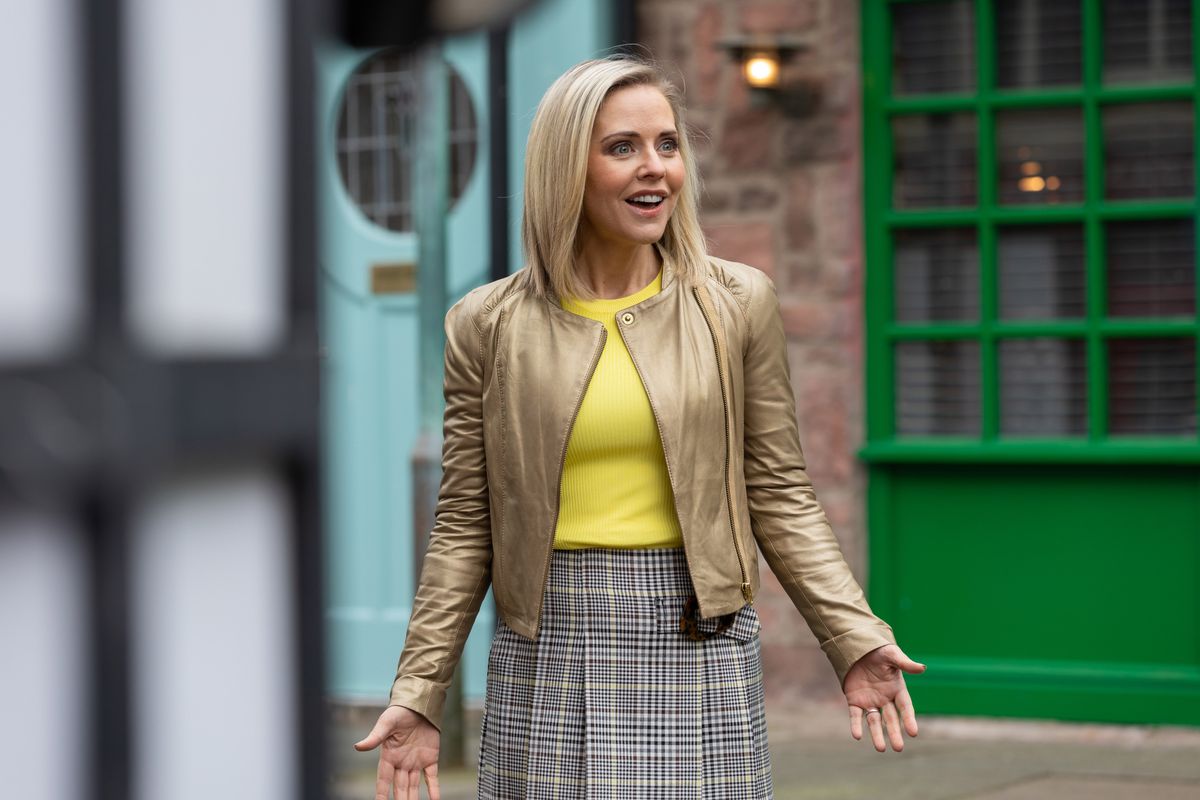 Hollyoaks spoilers: Is Cindy Cunningham hallucinating? | What to Watch