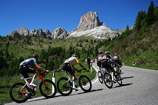 'I did everything I could' &ndash; Thymen Arensman bumped off Giro d'Italia podium after team had tried to set him up for second in the Dolomites