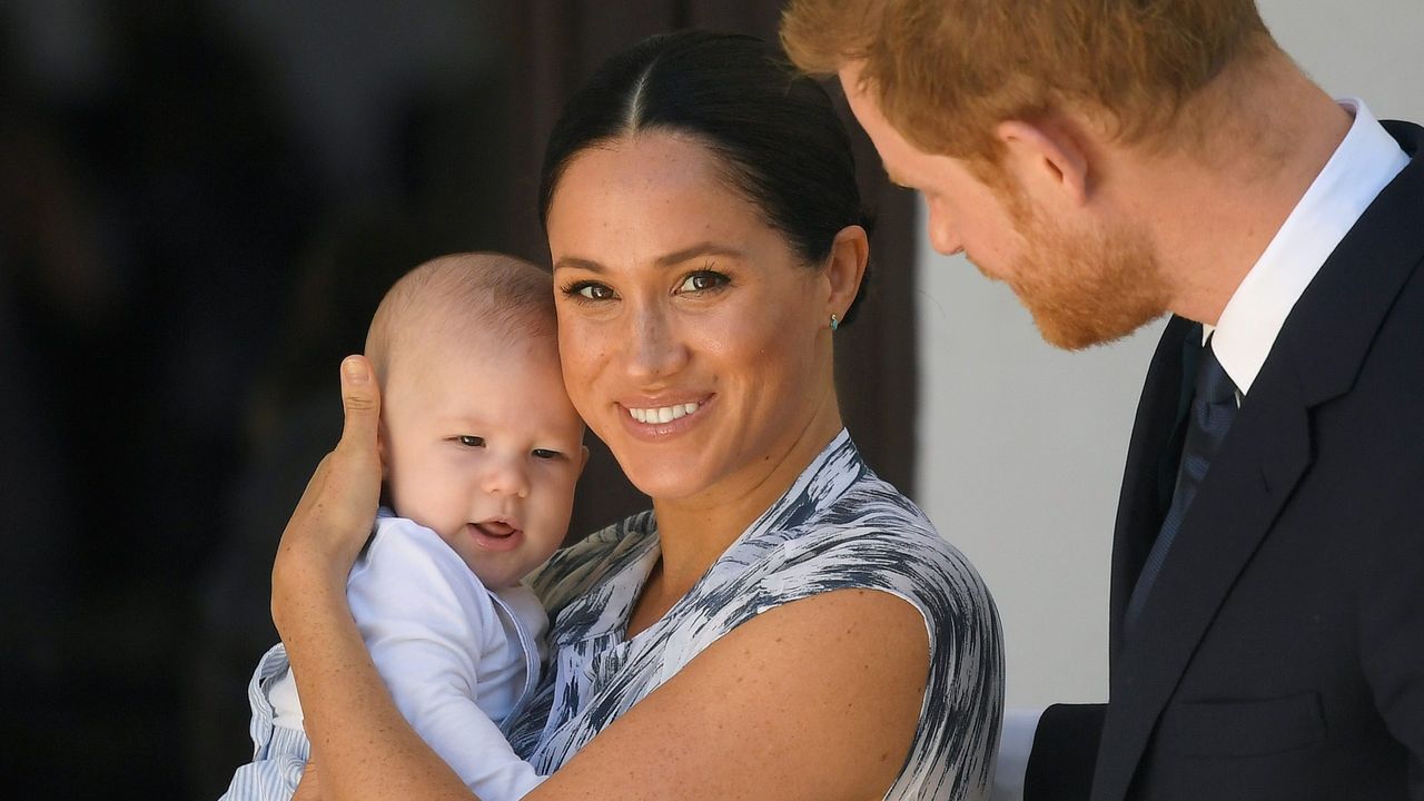 Britain&#039;s Prince Harry and his wife Meghan, Duchess of Sussex, holding their son Archie, meet Archbishop Desmond Tutu (not pictured) at the Desmond &amp;amp; Leah Tutu Legacy Foundation in Cape Town, South Africa, September 25, 2019. REUTERS/Toby Melville/Pool