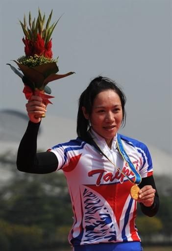 Road race gold medalist Hsiao Mei Yu (Chinese Taipei)