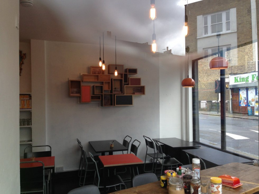 the-21-best-places-to-grab-breakfast-in-london-15-1556688386-uTTE-column-width-inline