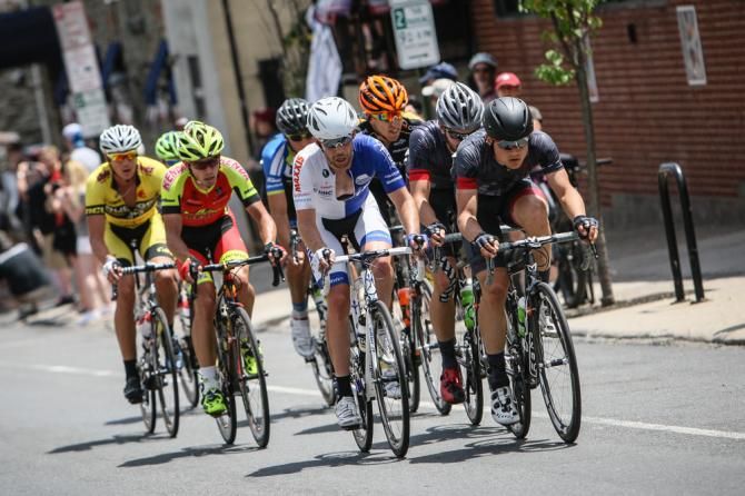 The break making its way into downtown Manayunk