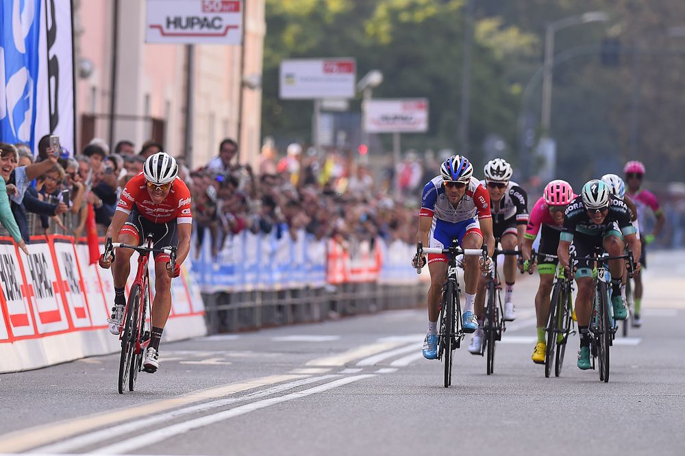 Toms Skujins wins Tre Valli Varesine