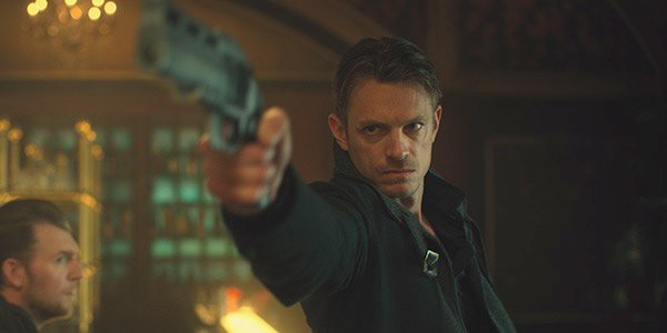 Takeshi Kovacs Ryker Joel Kinnamen Altered Carbon Netflix