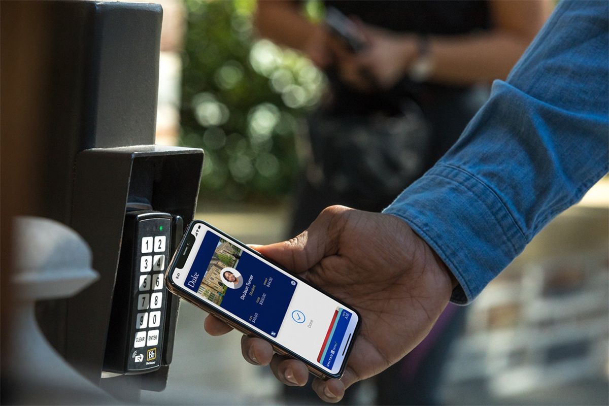 Apple Pay campus