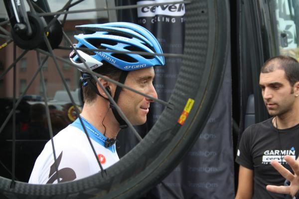 Christian Vande Velde at the start of the race