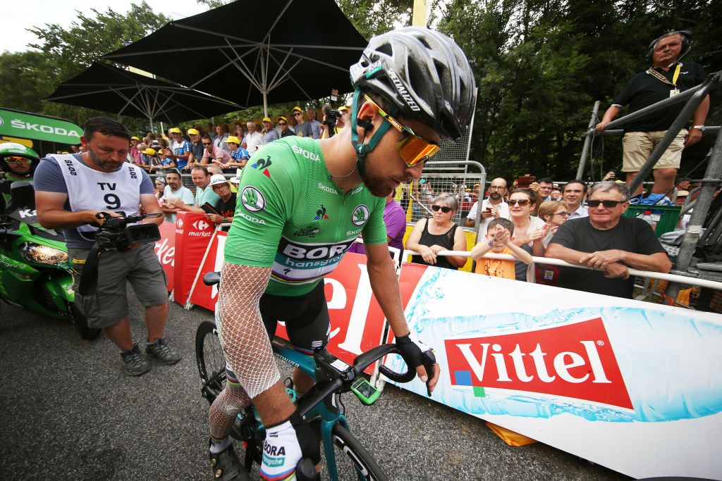 Peter Sagan (Bora-Hansgrohe) struggled but made the time cut