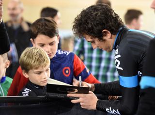 Geraint Thomas signs autograph, Revolution Series, London, November 2015