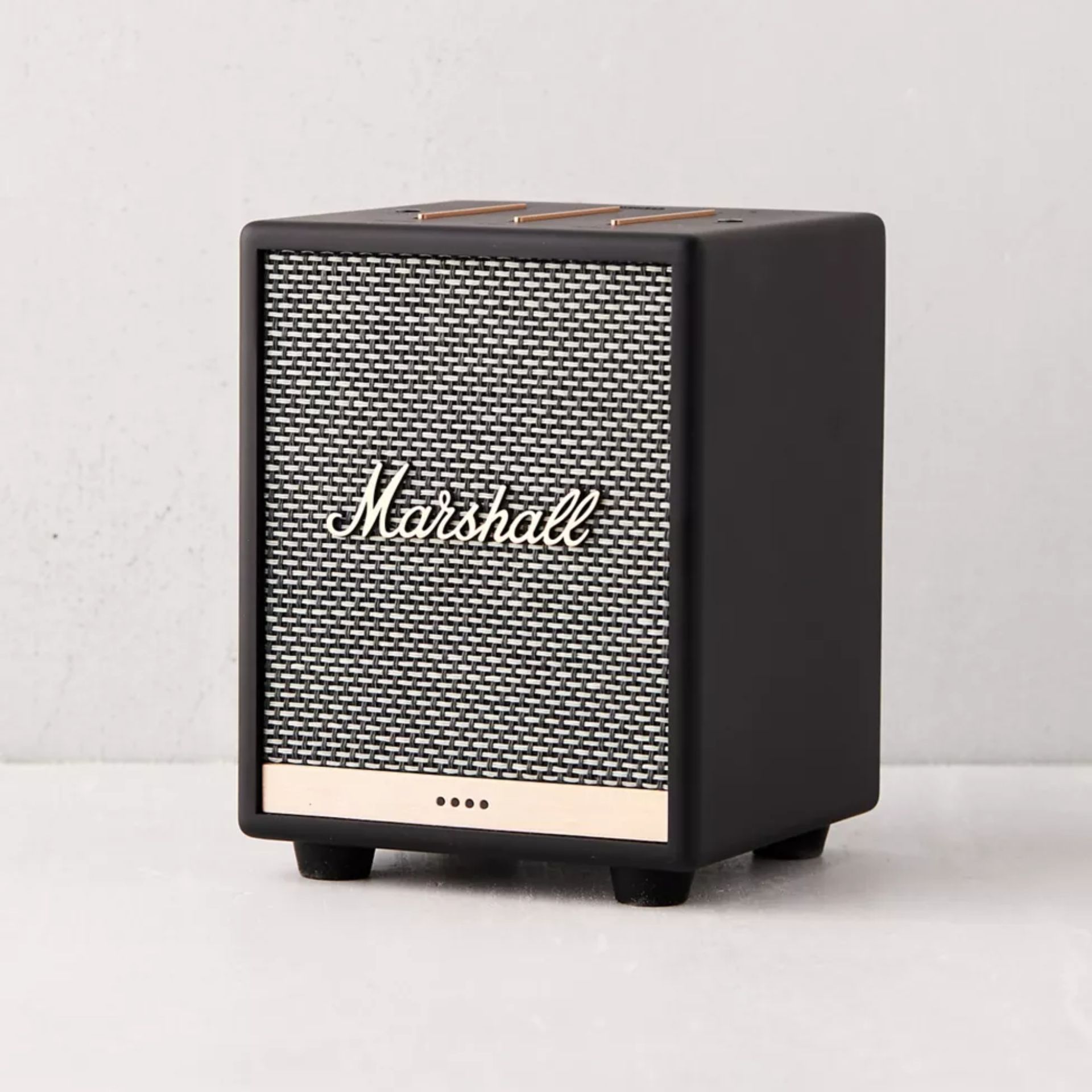 Marsekal dengan Amazon Alexa