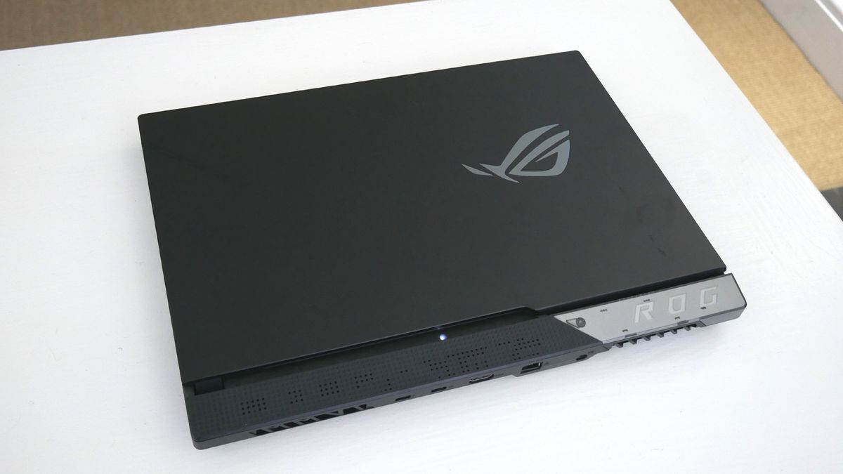 Asus ROG Strix Scar 15
