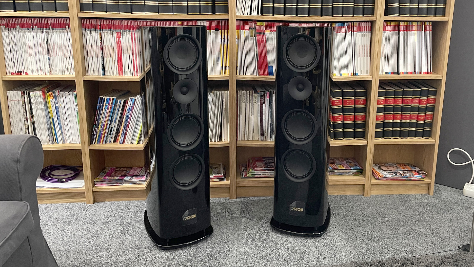 Canton Reference 5 floorstanding speakers