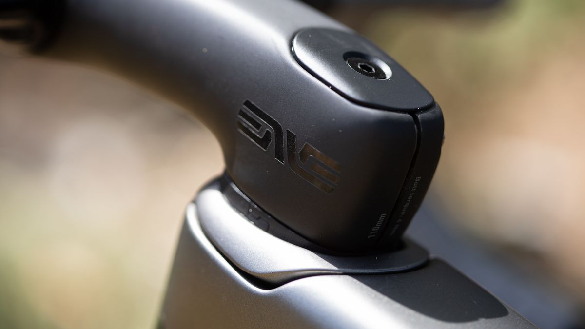 Enve Melee logo on aero stem