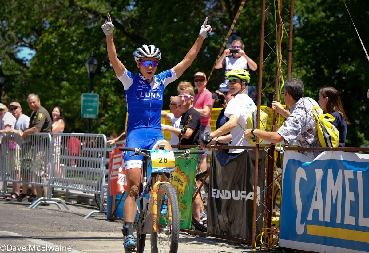 Katerina Nash (Clif Pro Team) winning the 2016 Carson City Off-Road