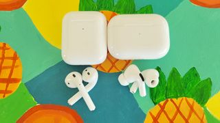 AirPods 2 กับ AirPods Pro