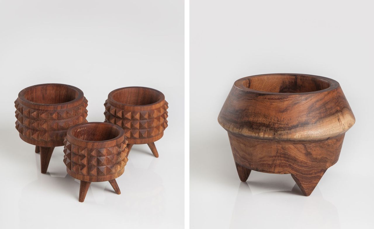 ’Estoperoles’ plant pots and ’Wood Pot’