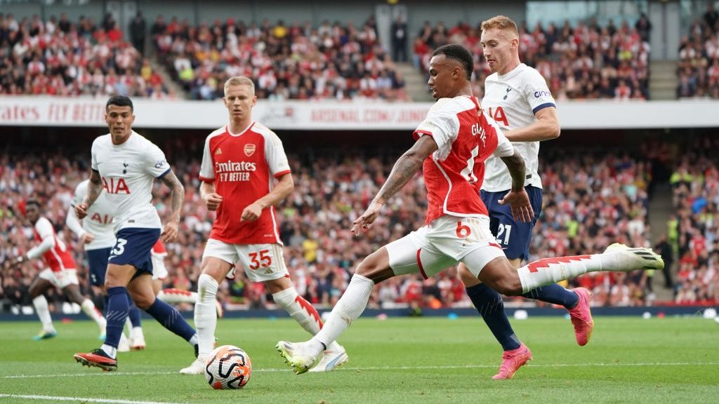 Arsenal&#039;s Gabriel during the Premier League match between Arsenal FC and Tottenham Hotspur at Emirates Stadium on September 24, 2023 in London, England.