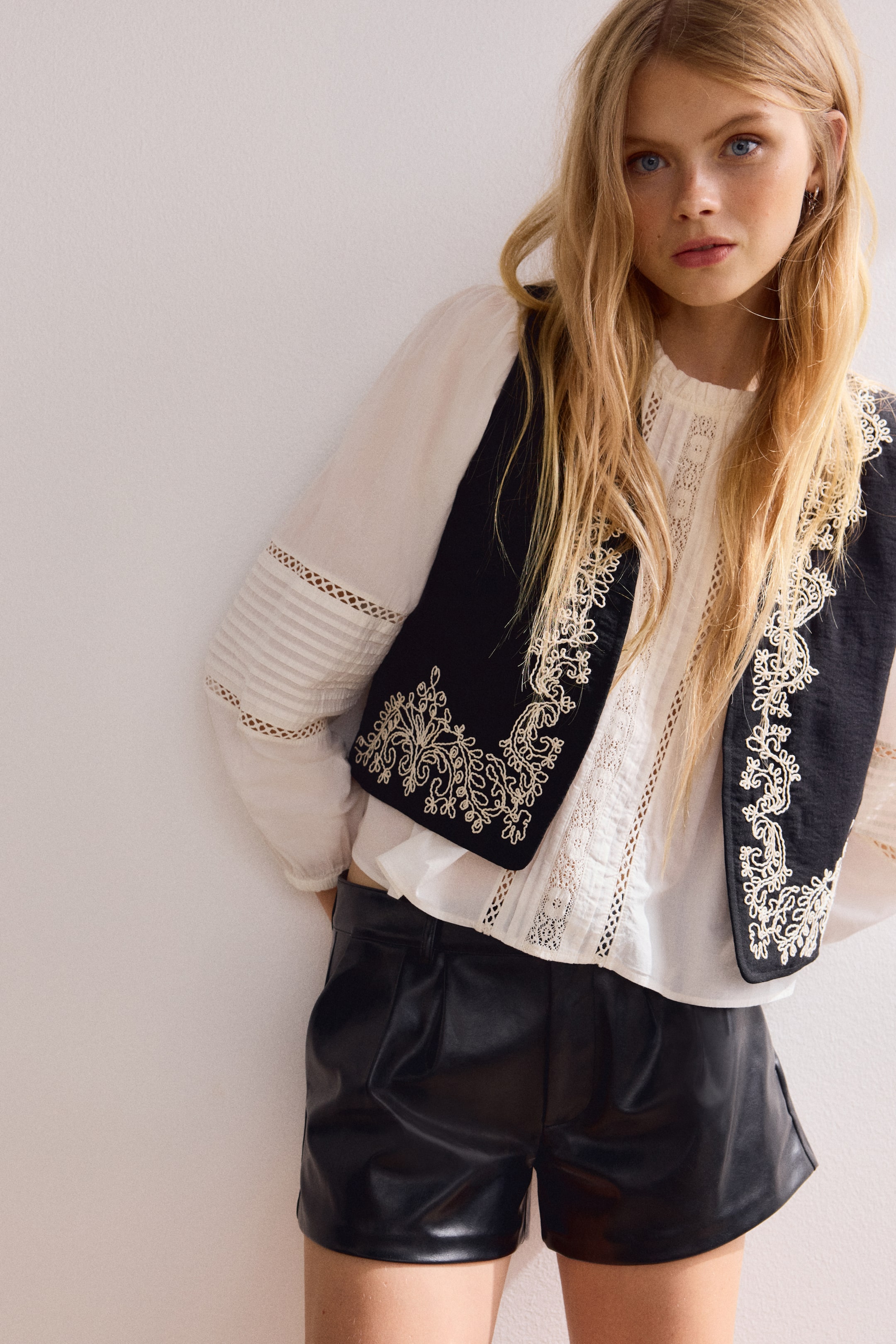 Coated Shorts - Black