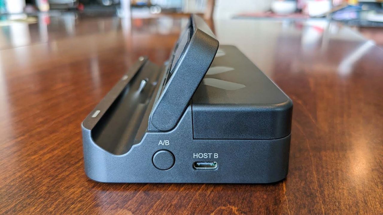 Unitek Multi-Function Docking Station profile, hinge up.