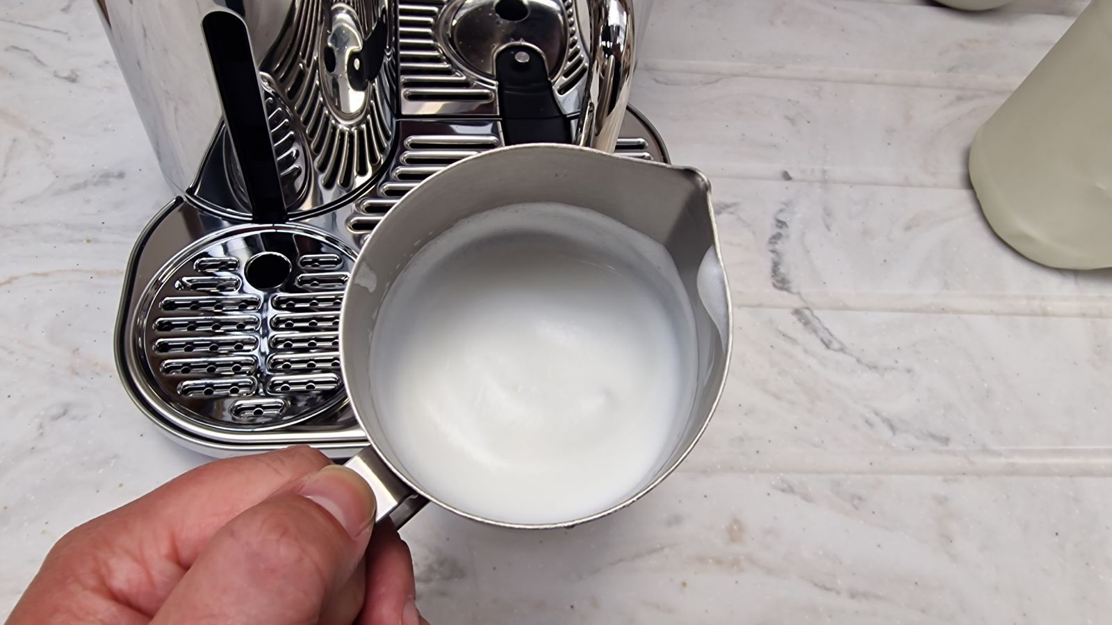 Nespresso Vertuo Creatista