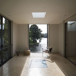Guna house with a view of lagoon