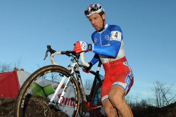 French champion Francis Mourey (FDJ) spent most of the race riding alone in third place.