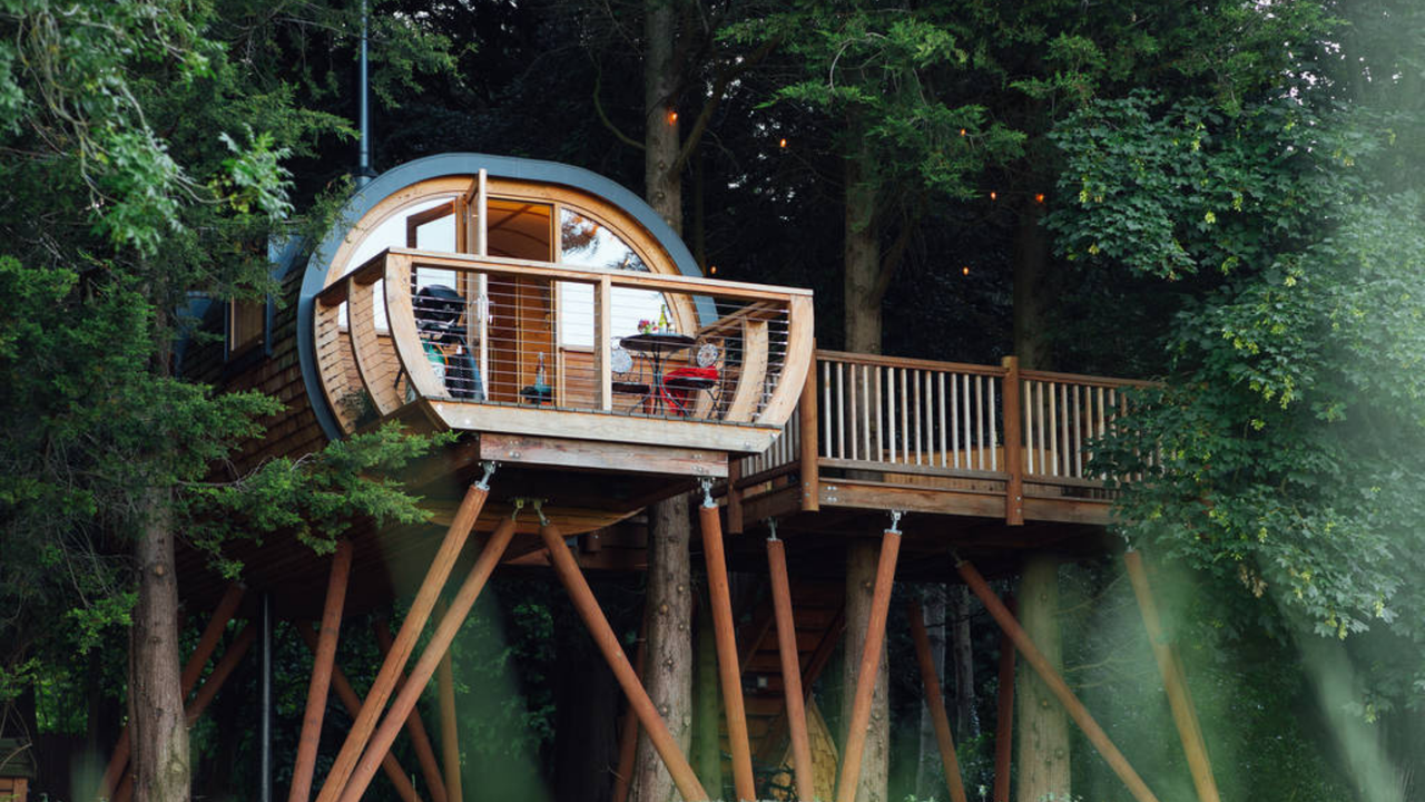 Dabinett Treehouse - treehouse getaways