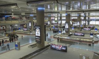 Lamar Airport Advertising recently replaced all of the static advertising in the Terminal 1 baggage claim with 60 Engage Series and Performance Series LED displays from NanoLumens.