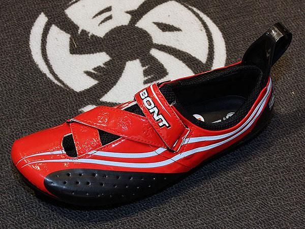 Bont has a range of tri-specific shoes with easy-entry uppers.