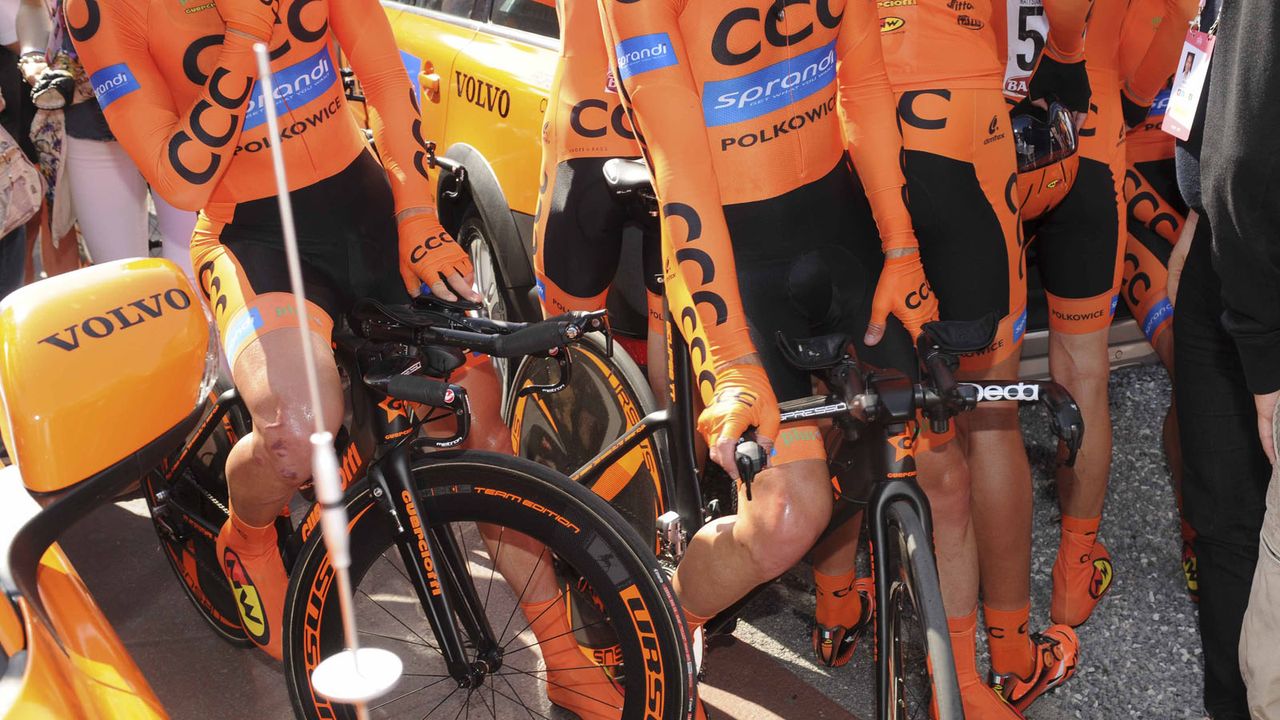 Poland's CCC Sprandi Polkowice team have got orange covered. Even their base layers were orange