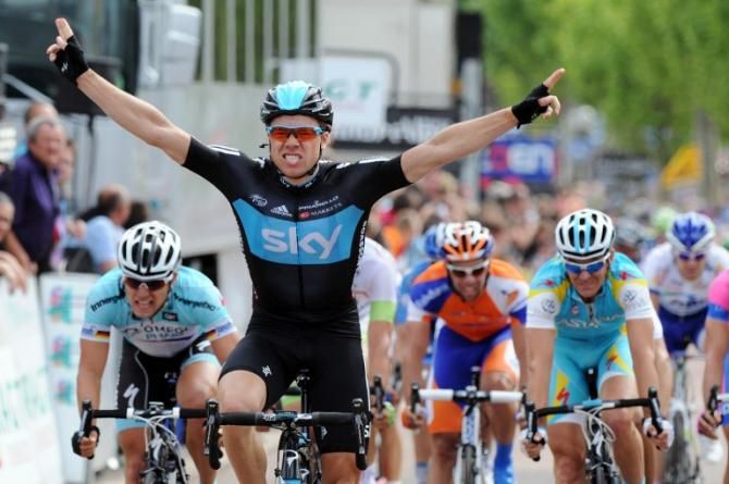 Edvald Boasson Hagen (Sky) celebrates victory in Stage 3 at the Crit&eacute;rium Du Dauphin&eacute;
