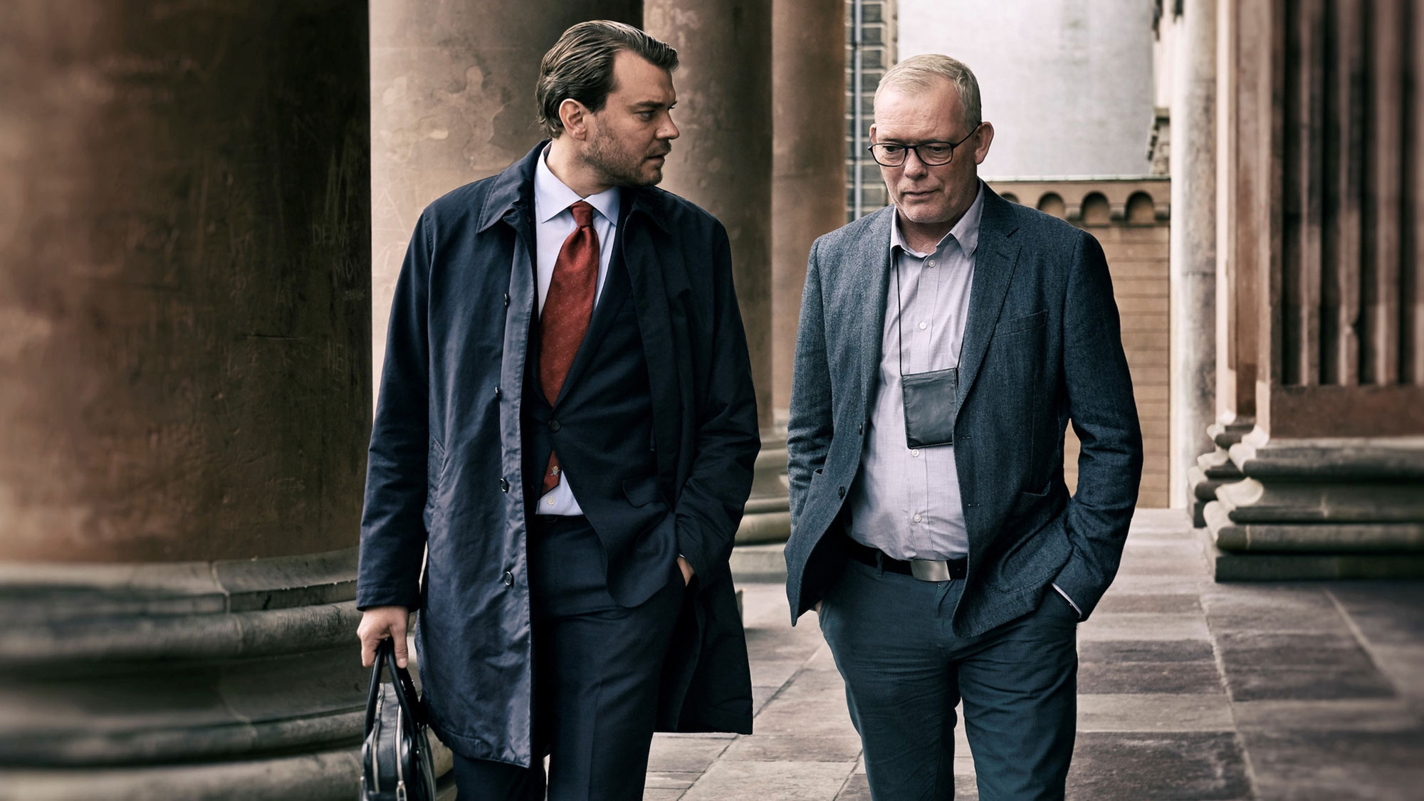 Pilou Asbæk and Søren Malling in The Investigation on HBO