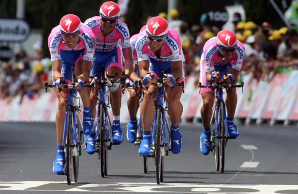 Lampre-NGC finish its run despite two different crashes.