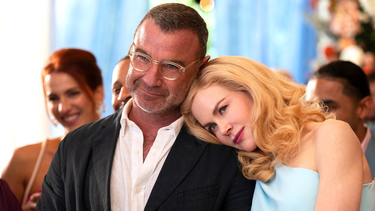 Tag (Liev Schreiber) and Gree (Nicole Kidman) Winbury in &quot;The Perfect Couple!