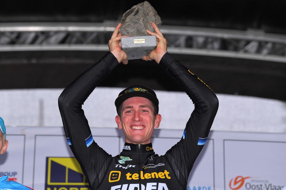 Toon Aerts hoists his 2018 Koppenbergcross trophy