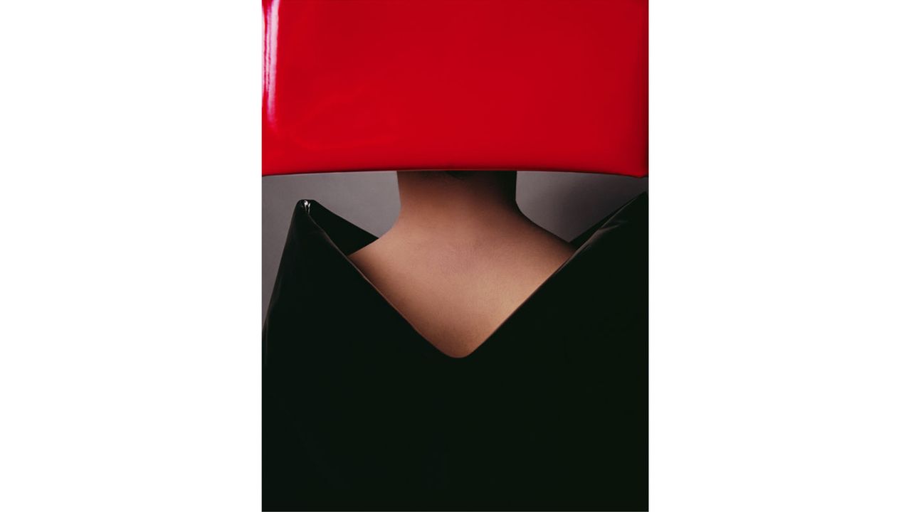 guy-bourdian-vogue-1976.jpg