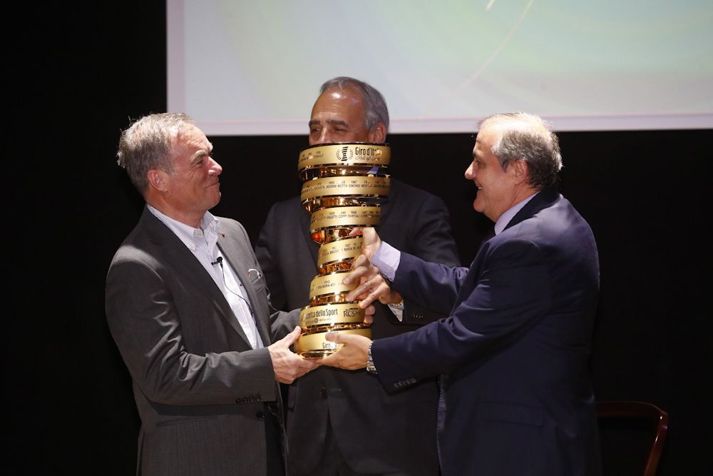 Bernard Hinault and Giro director Mauro Vegni