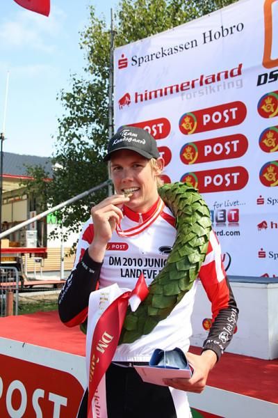 Alexander Dark with his gold medal.