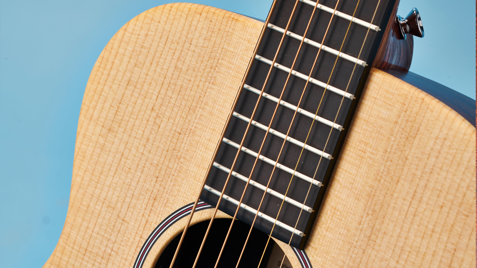 Martin LX1E Little Martin review