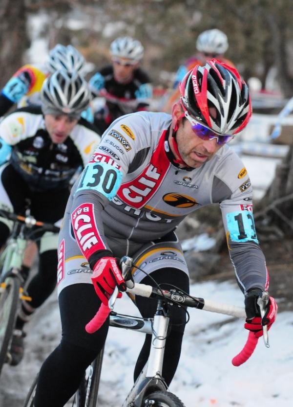 Waldek Stepniowski (Luna Pro Team) cornering on the snow