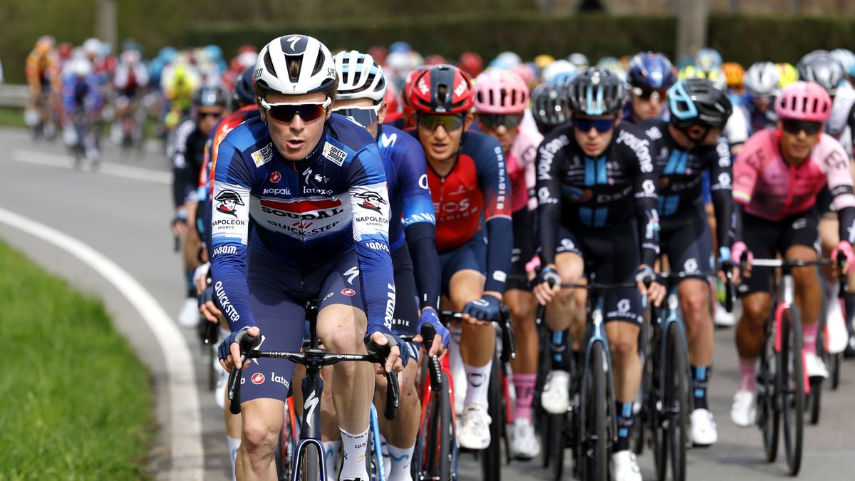 Peleton at the Liege-Bastogne-Liege