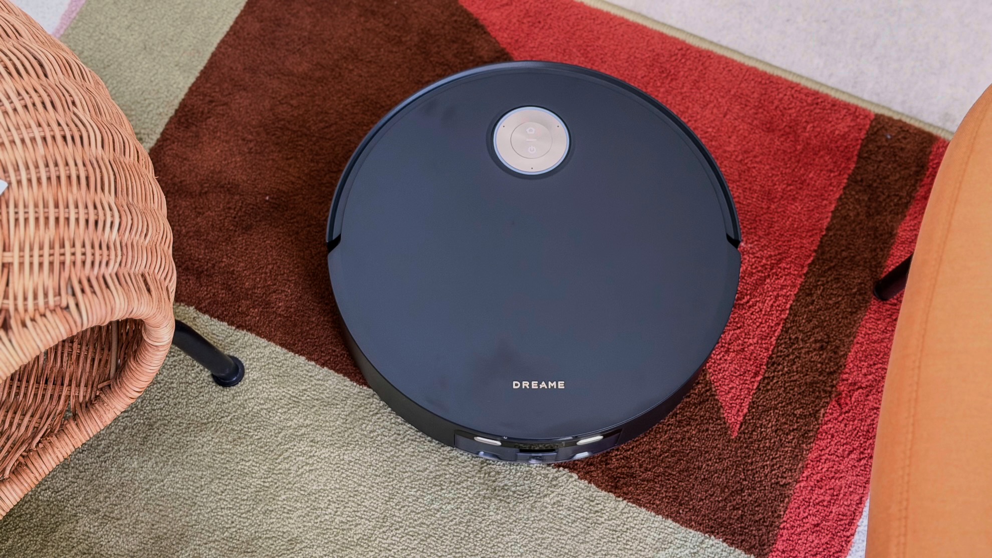 Dreame Aqua10 Ultra robot on a carpet