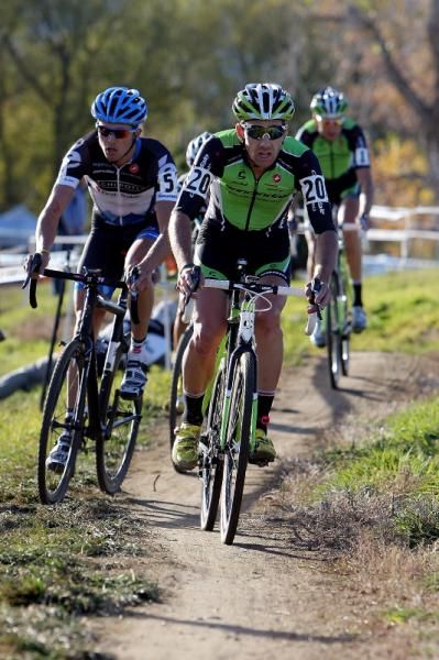 Jamey Driscoll (Cannondale-Cyclocrossworld) takes a turn at the front.