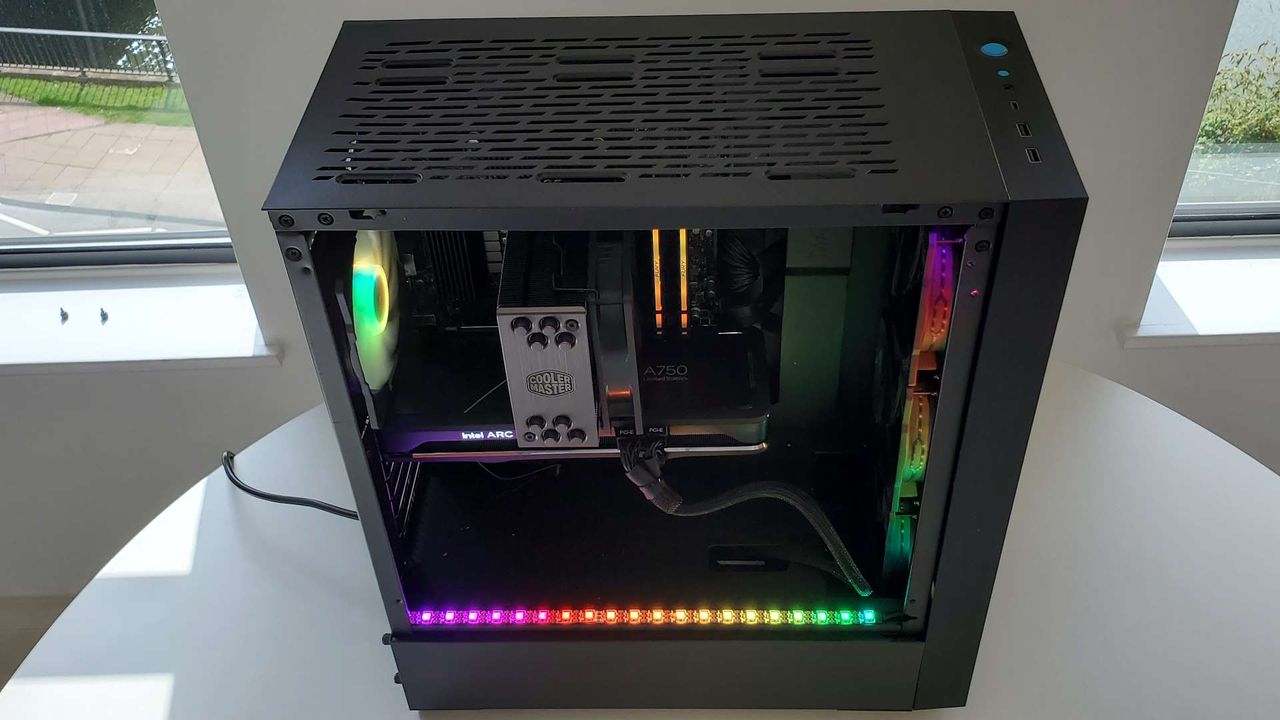 Maingear MG-1 | Arc A750