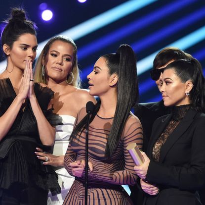 Performance, Event, Fashion, Performing arts, Music artist, Fun, Fashion design, Talent show, Competition, Stage,