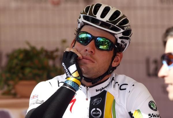 Mark Cavendish (HTC-Highroad) contemplates today's stage.