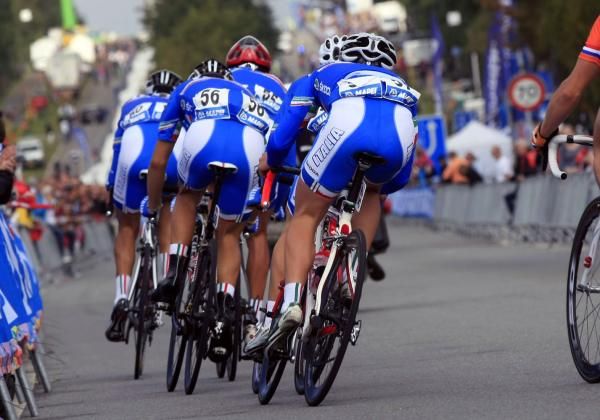 The Italian team rode together but missed out
