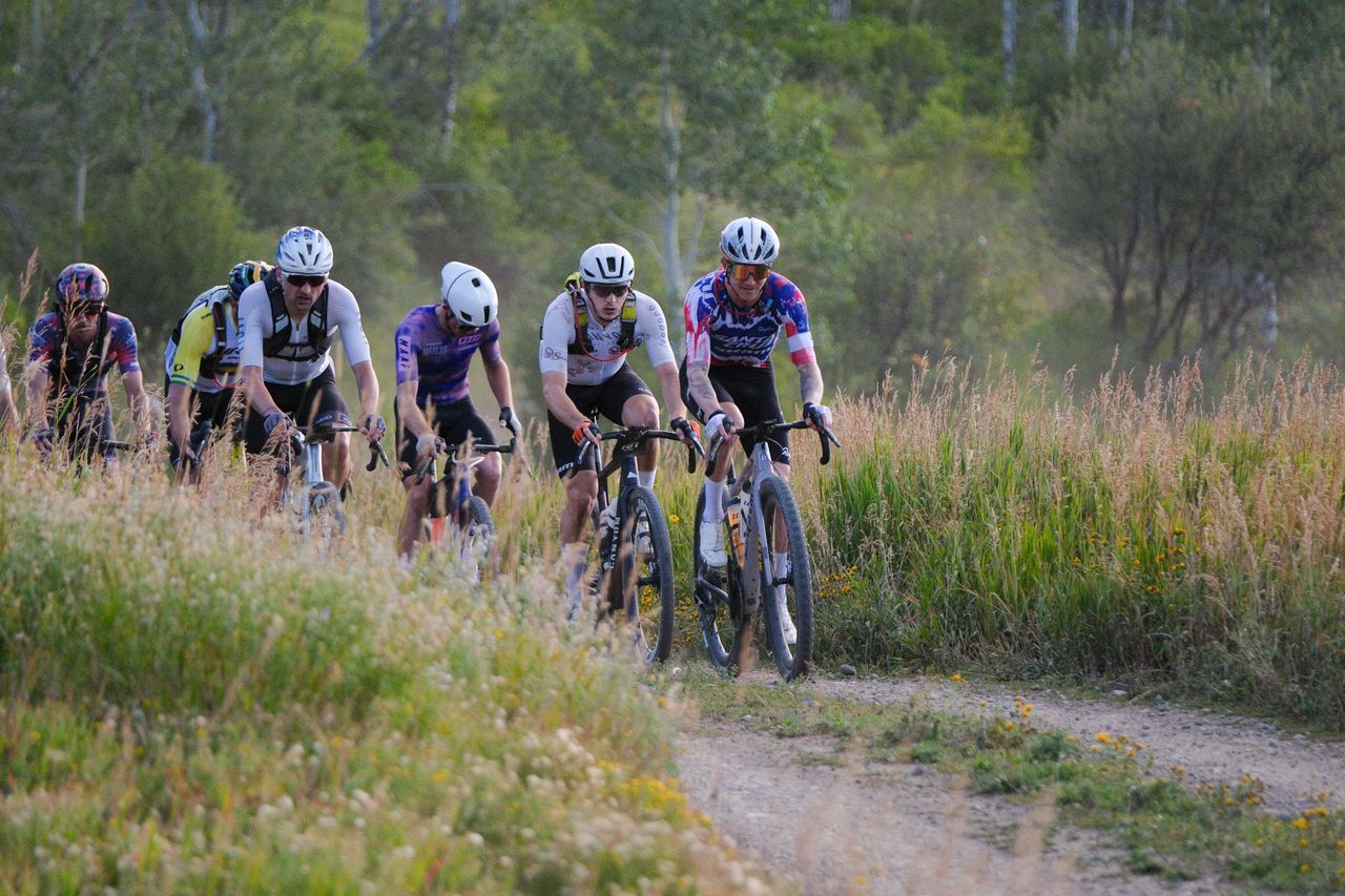 Keegan Swenson rides at the front of select group of men after Wahooligan pass